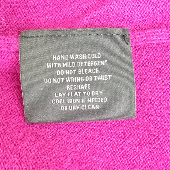 Bloomingdale’s 100% Cashmere Turtleneck Sweater Hot Pink Size M - Picture 4 of 7